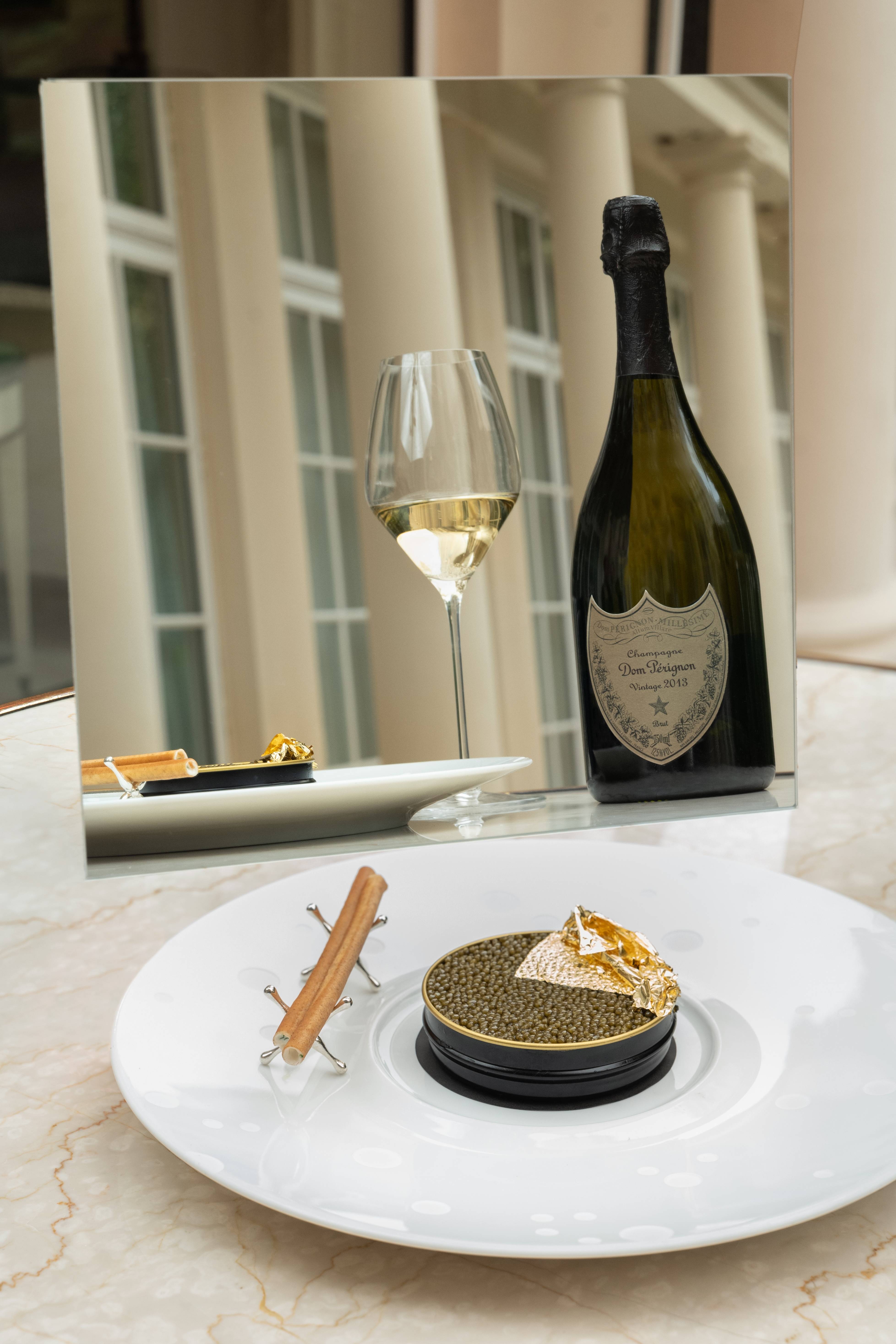 Socrate, o gato do Le Bristol Paris, revela novidades do hotel