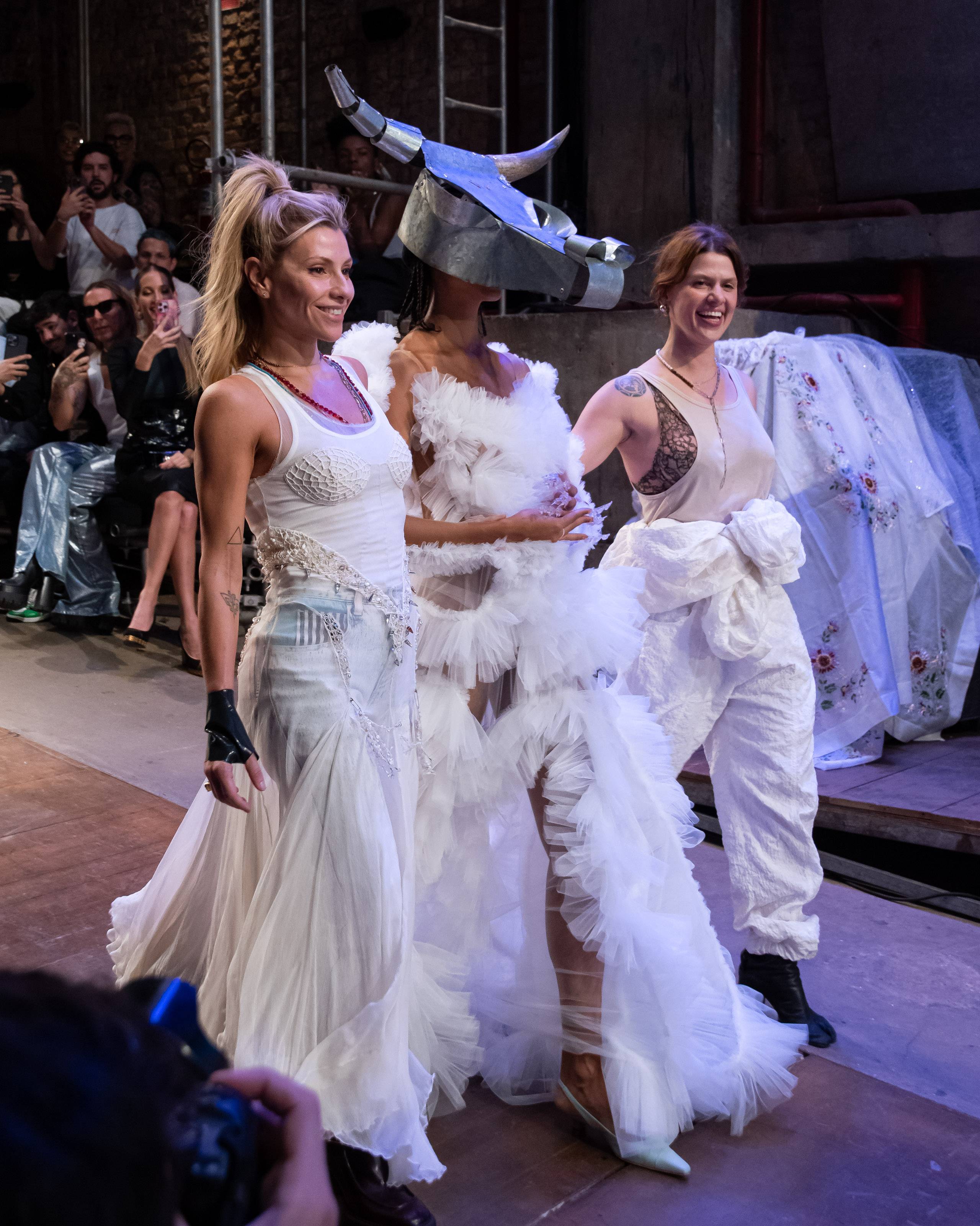 SPFW: Helô Rocha tece a força e a poesia do Nordeste