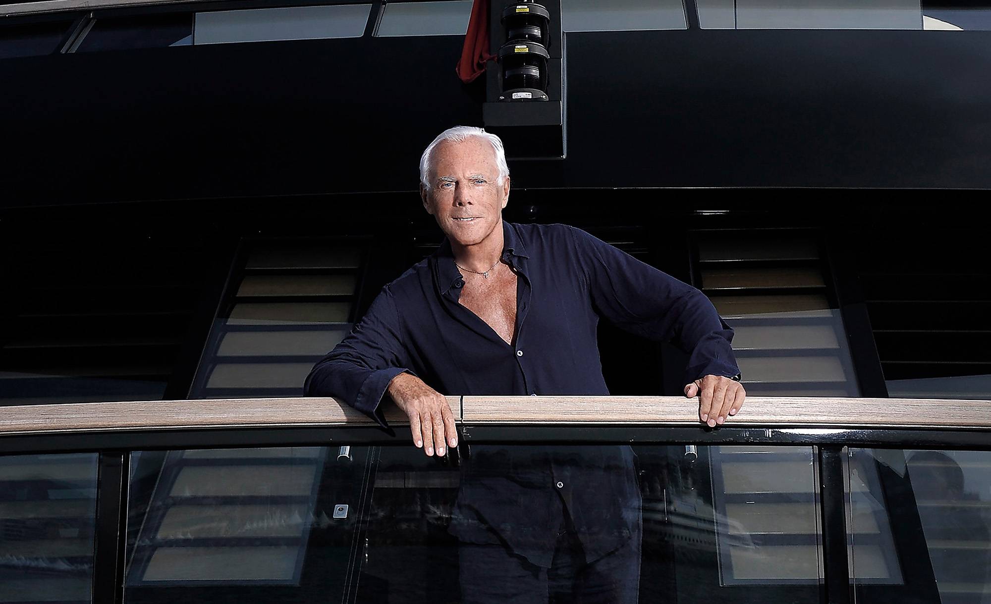 Exclusivo: Signore Armani e o mar