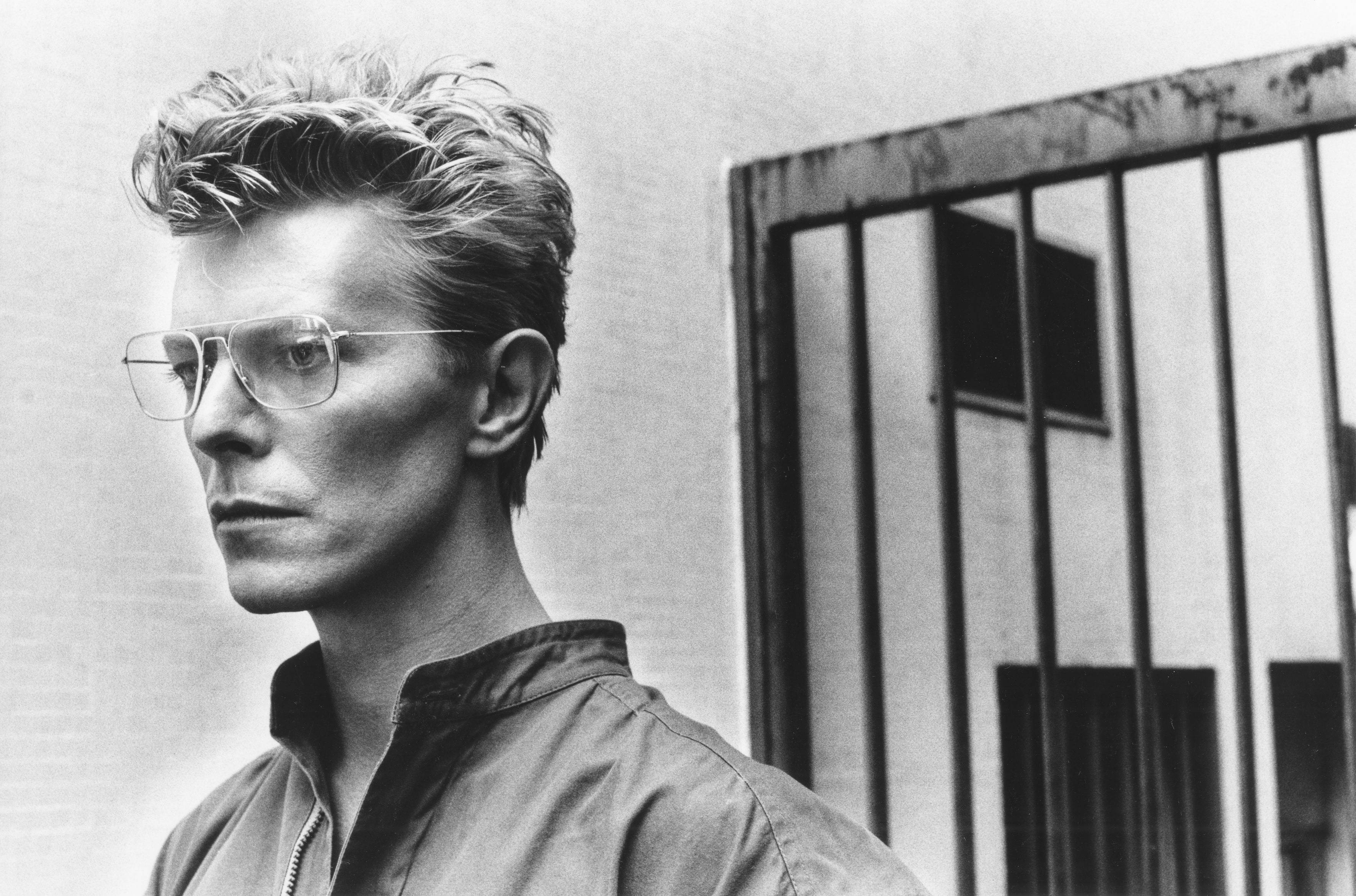 Helmut Newton, David Bowie, Monte Carlo, 1982 © Helmut Newton Foundation