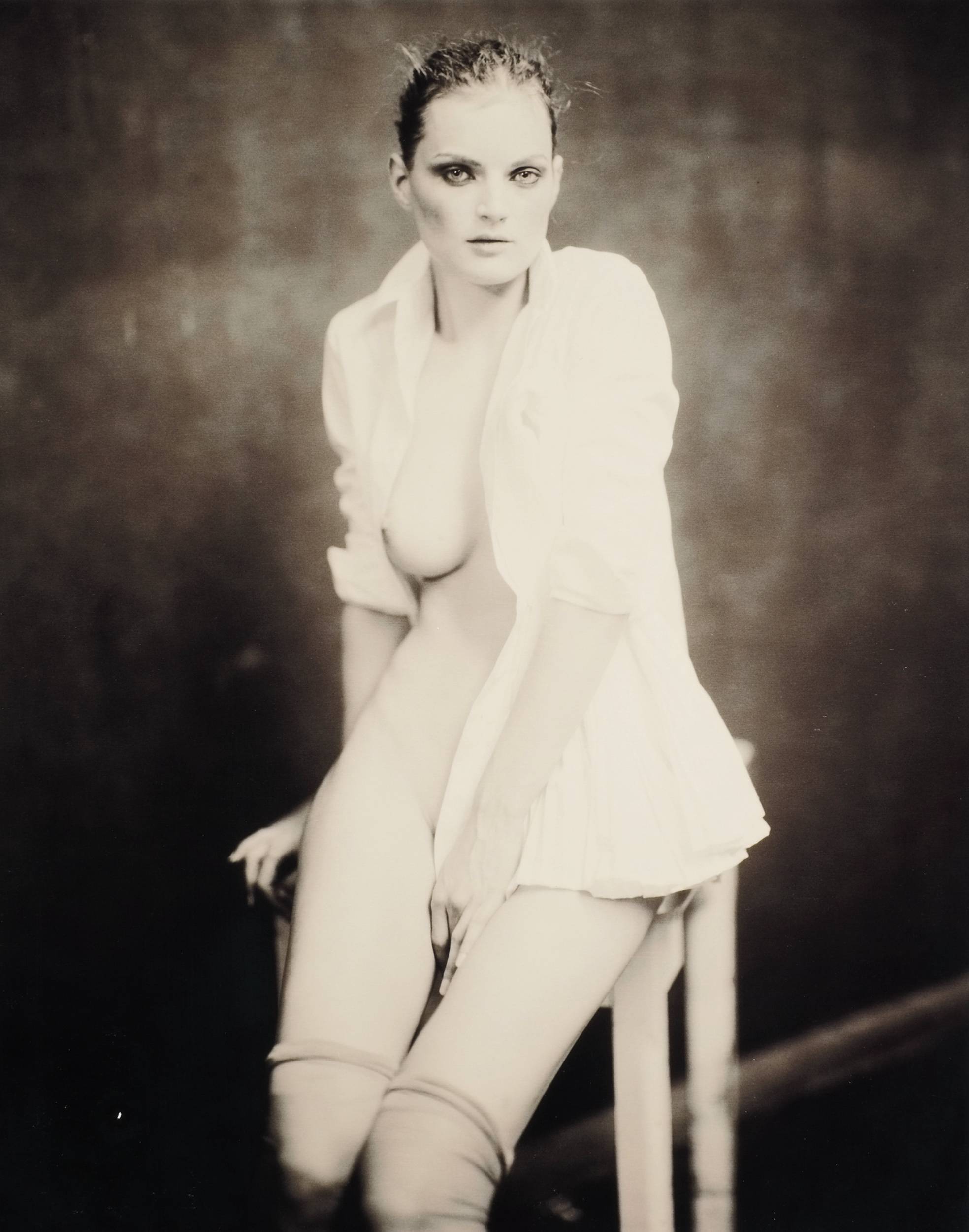 Guinevere van Seenus, Yohji Yamamoto S/S 2005, Paris, 2004. Impressão pigmentada em papel baritado. © Paolo Roversi