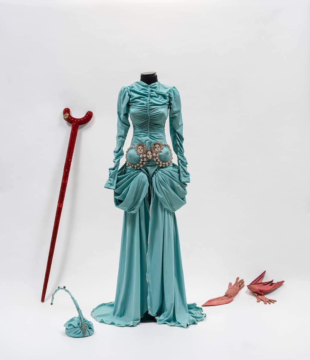 Hoje no acervo do museu, “Costume do ano 2045”, 1949-50, Salvador Dalí (Eduardo Ortega/MASP/Divulgação).