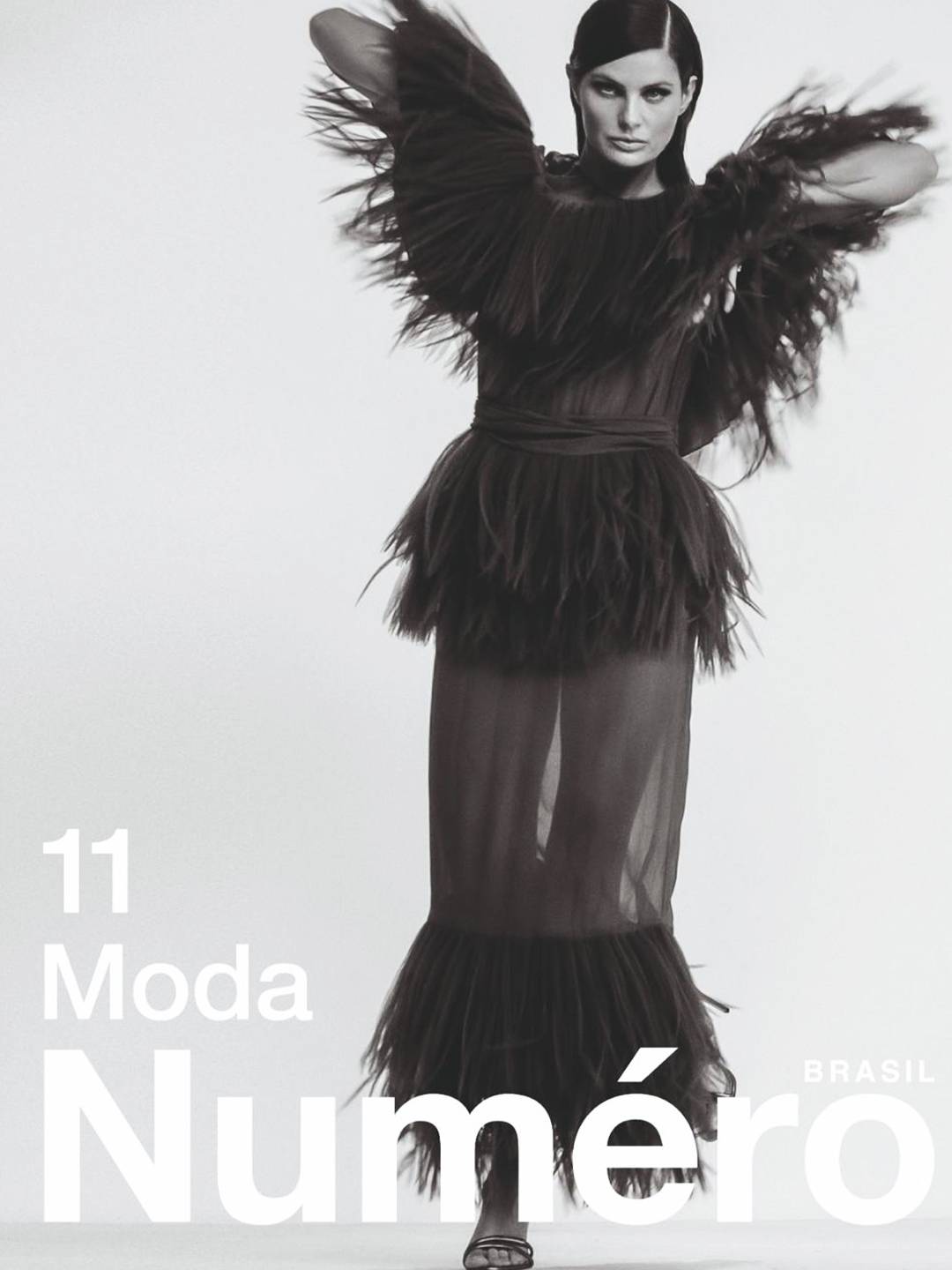 Explore as capas da Numéro Brasil 11, edição MODA.
