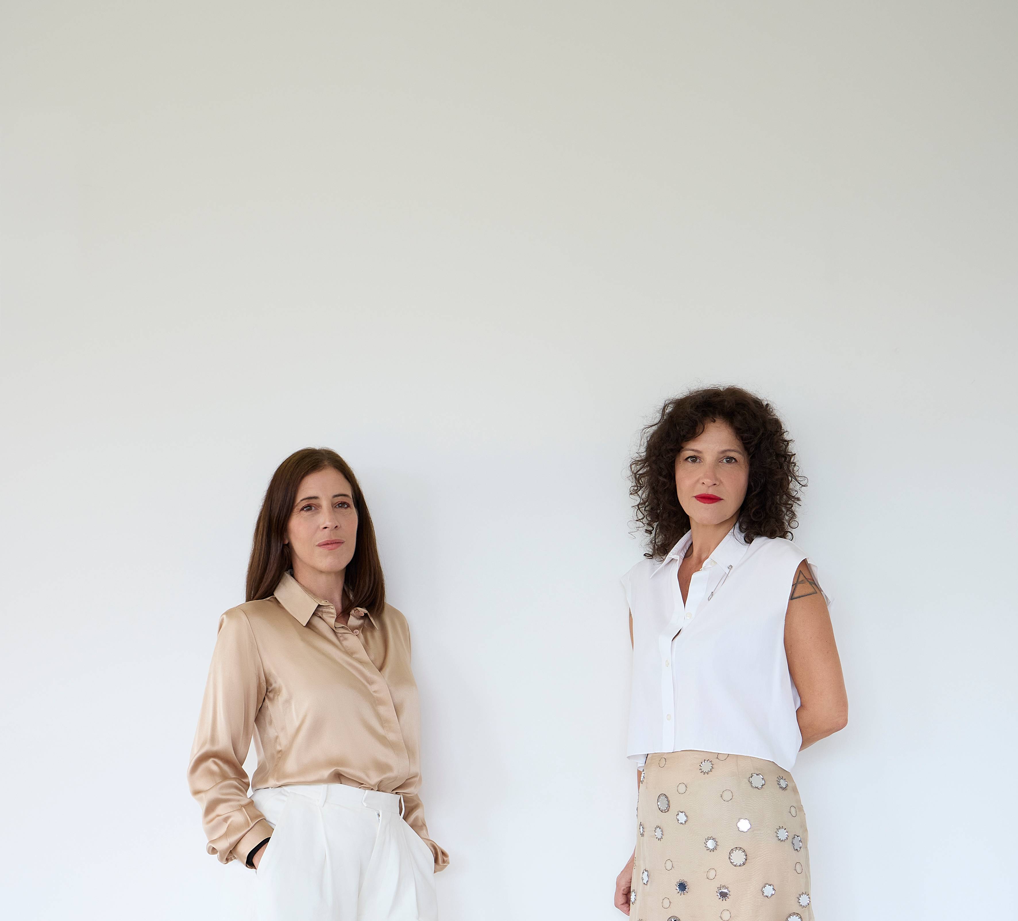 Kiki Mazzucchelli e Luciana Cardoso, as mulheres por trás da Mazzucchelli Cardoso (Foto: Cassia Tabatini/Divulgação)