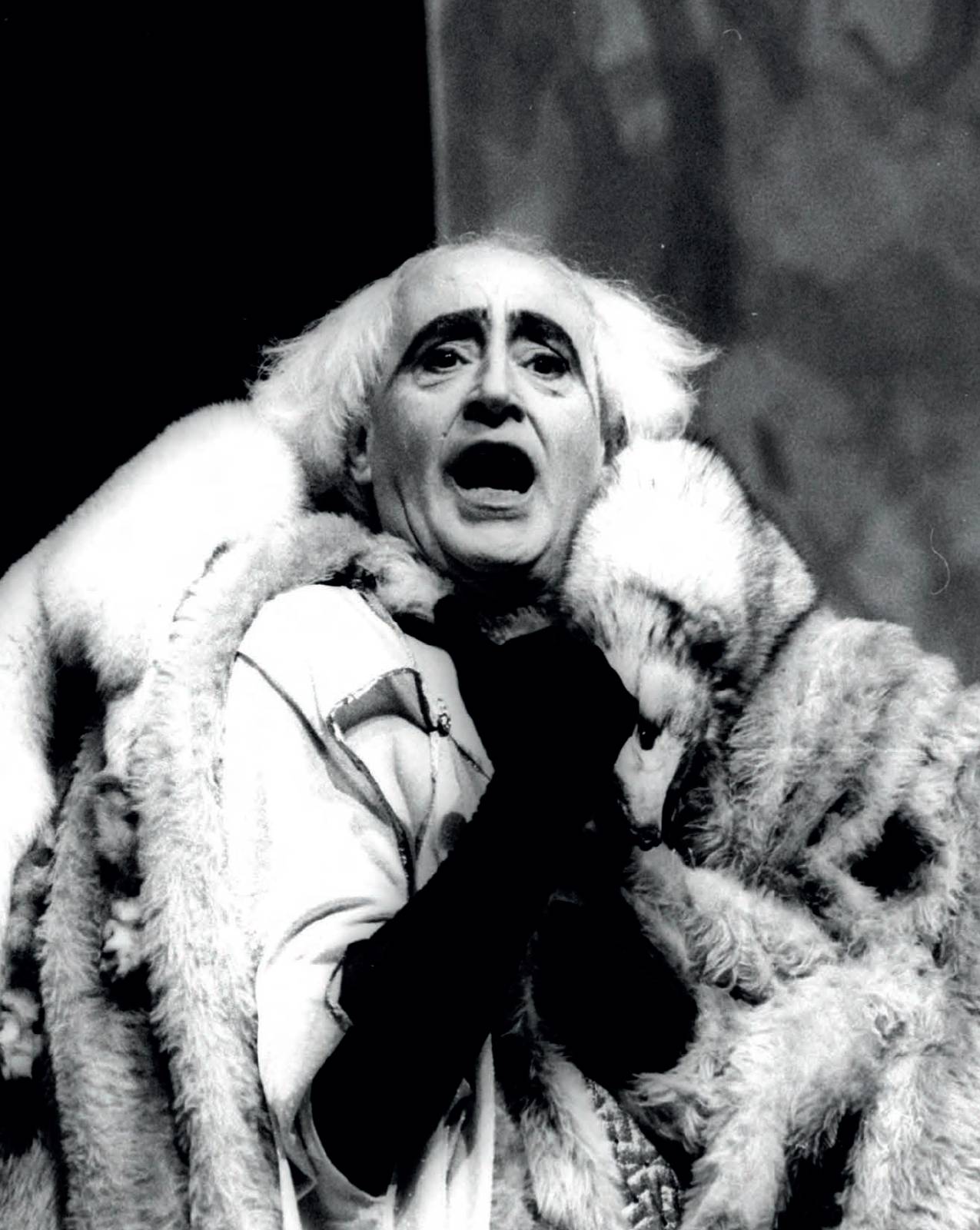 Fashion Curated: a Casa de Acervo do Teatro Oficina
